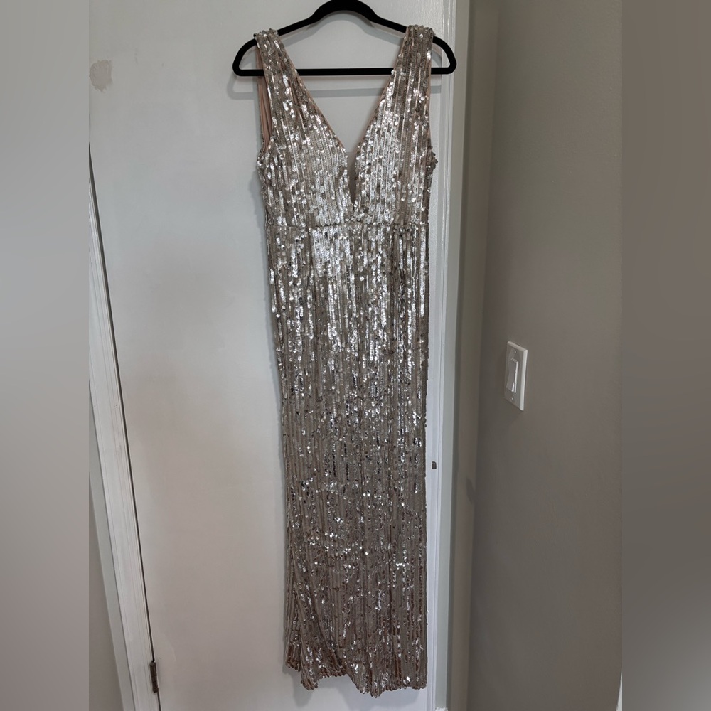 Lulu's Shimmering Sequin Dress in Rose Gold